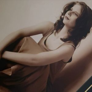 Meet your Posher, Chrystalina